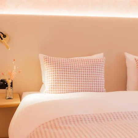 ホテル Grindellodge 3*