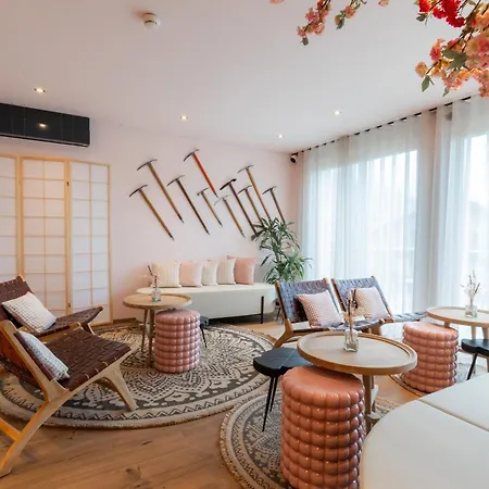 ホテル Grindellodge